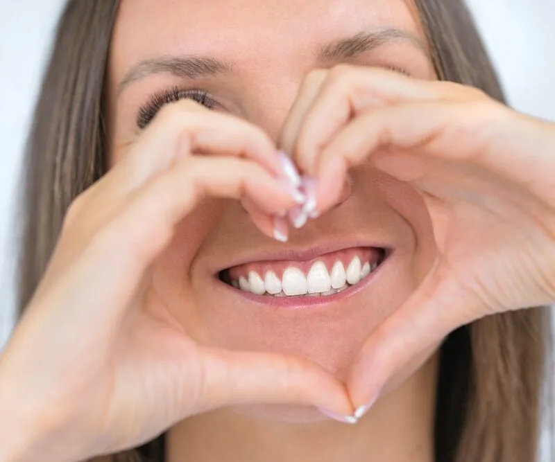 What is Cosmetic Dentistry? 5 Popular Dental Procedures